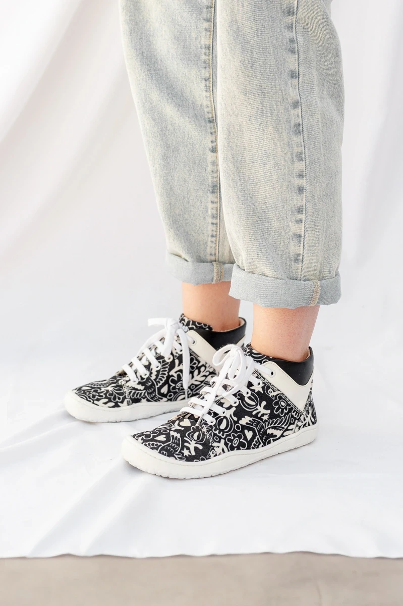 Босоногие ботинки Sambas the bambas Original Luna — чёрно-белые, фото 17
